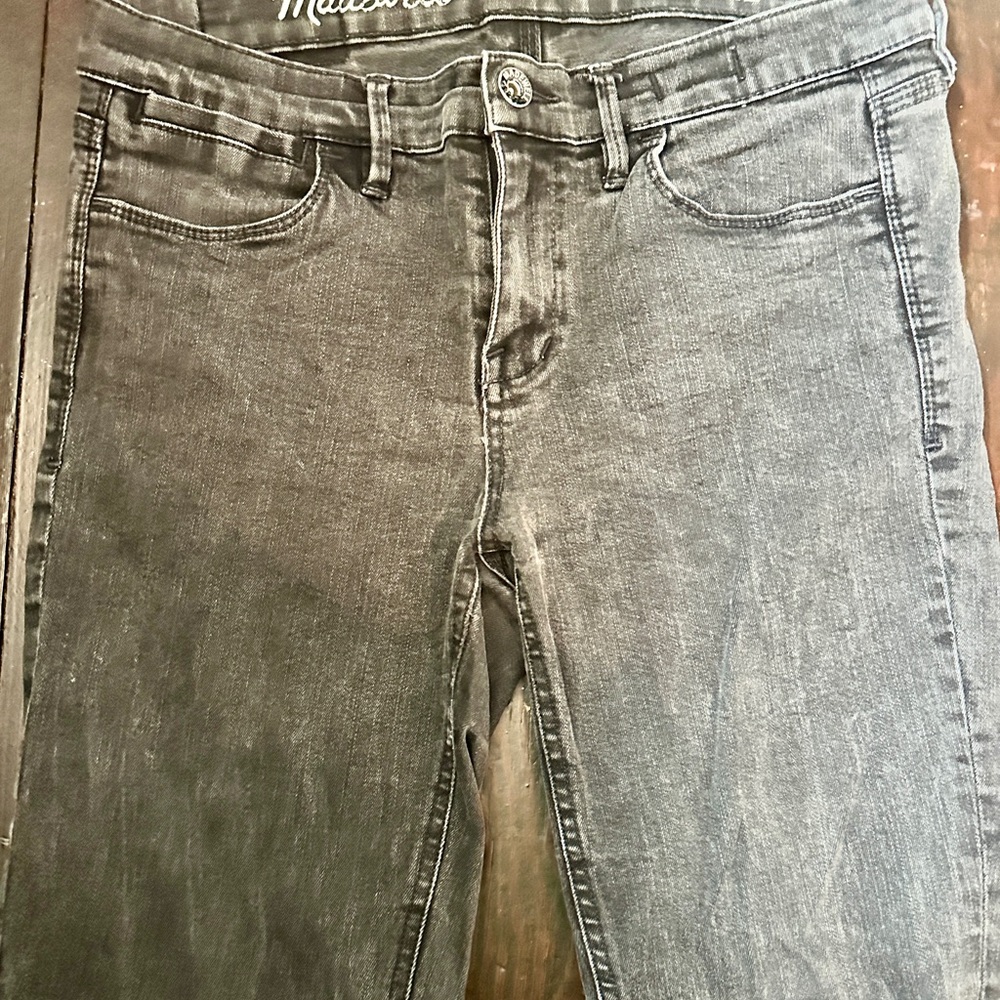 Madewell Skinny Ankle Zip Jeans in Washed Black Frost